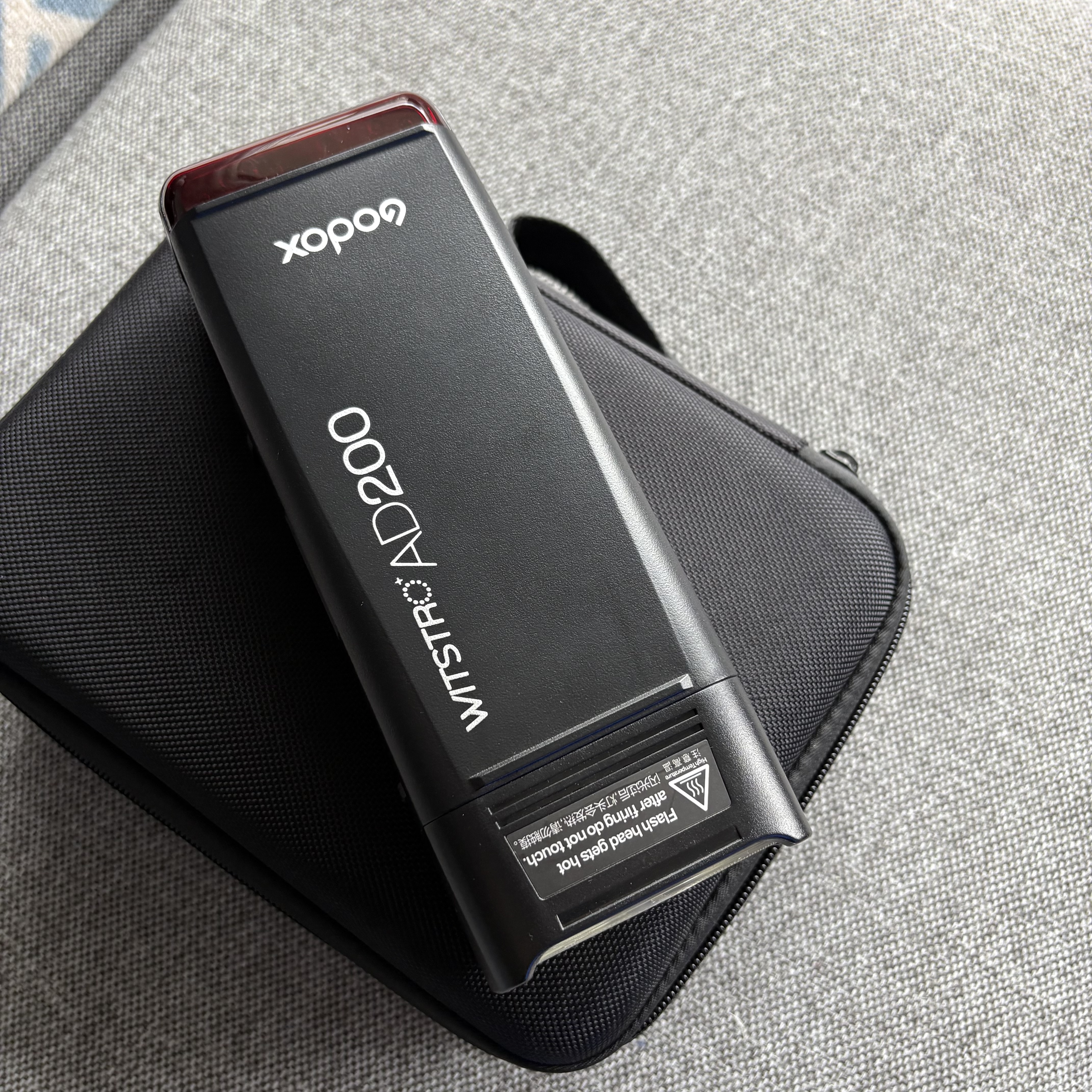 Godox ad200