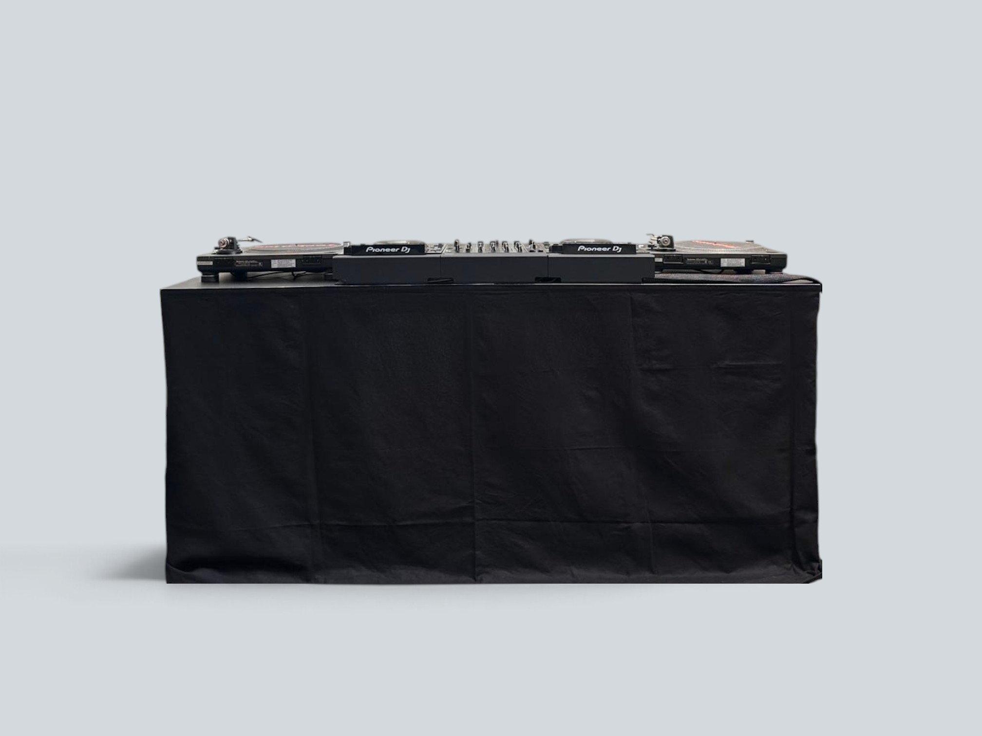 Pioneer cdj 3000 x2, technics 1210 mkii x2, pioneer djm 900nxs2 & stairville table setup