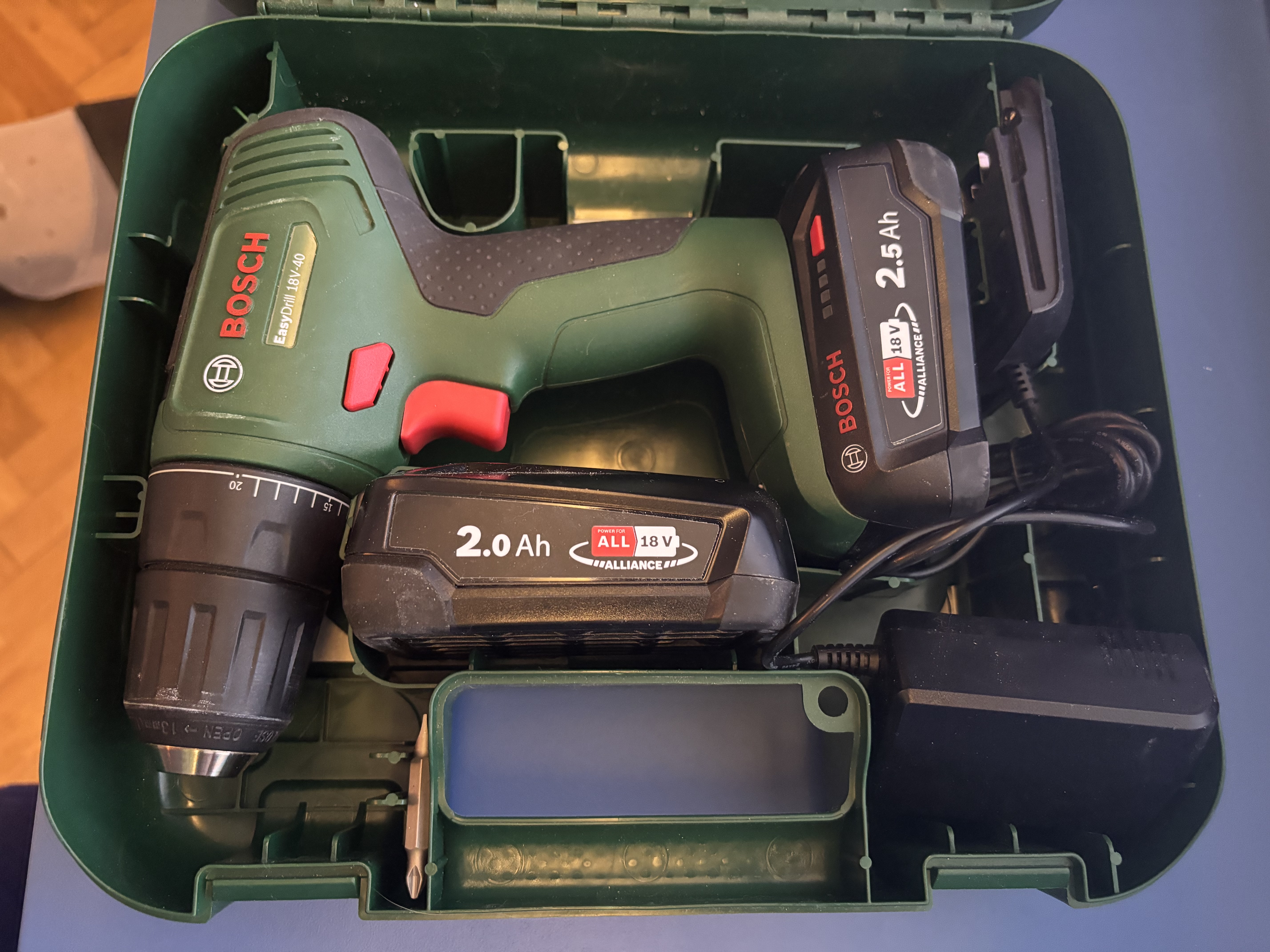 Skruvdragare bosch easydrill