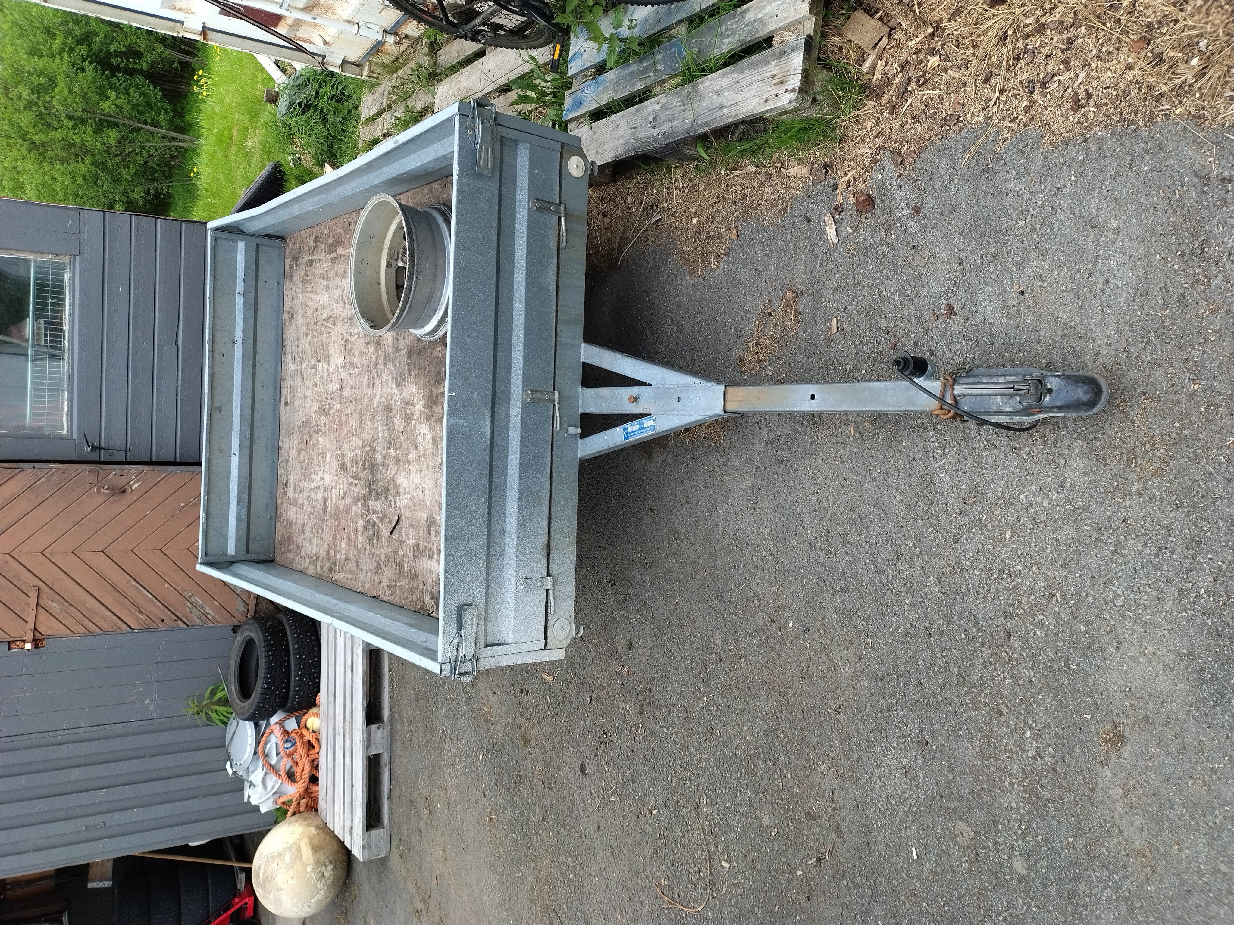 Henger 750kg