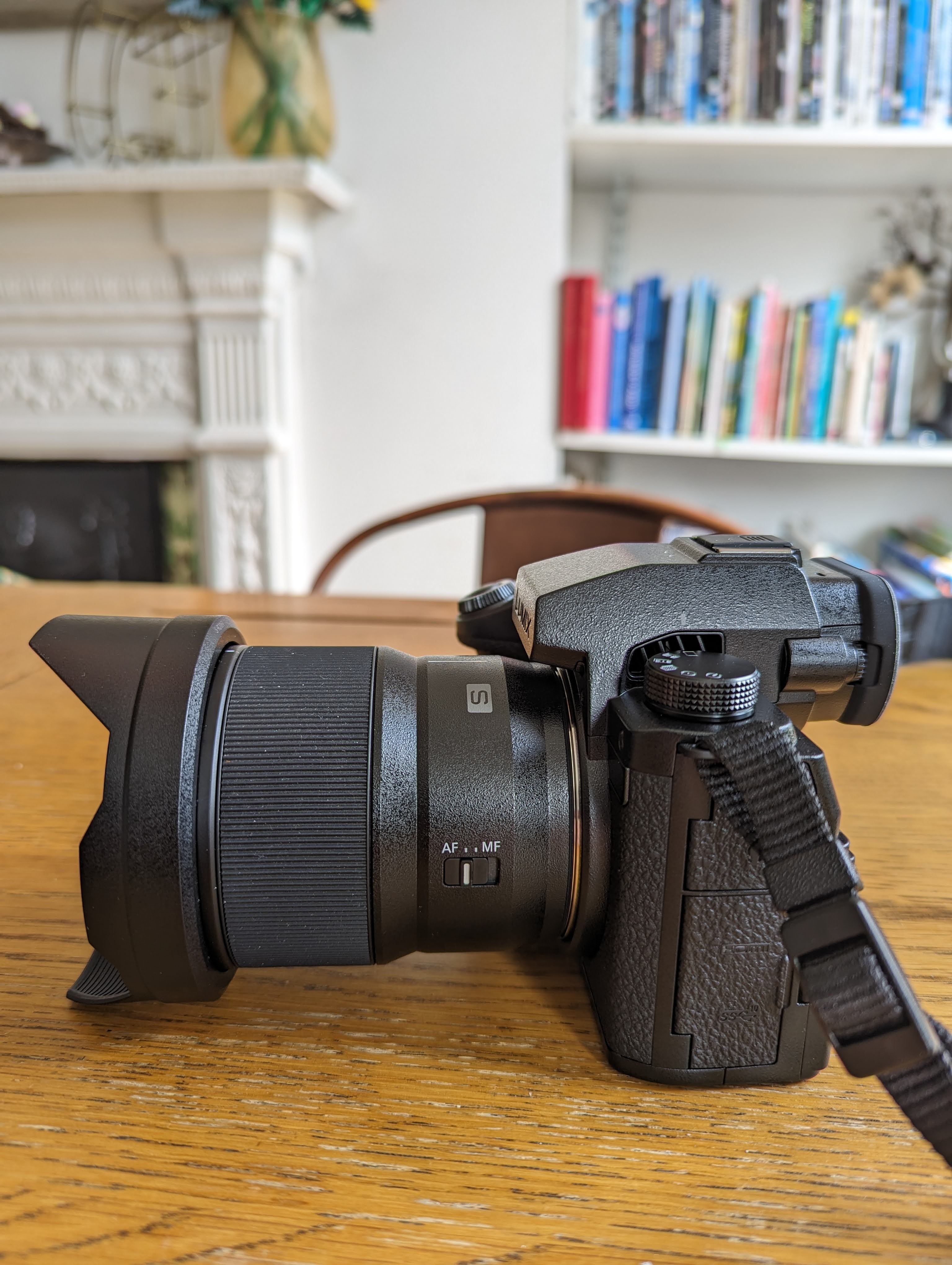 Lumix s1r ii + lens + tripod