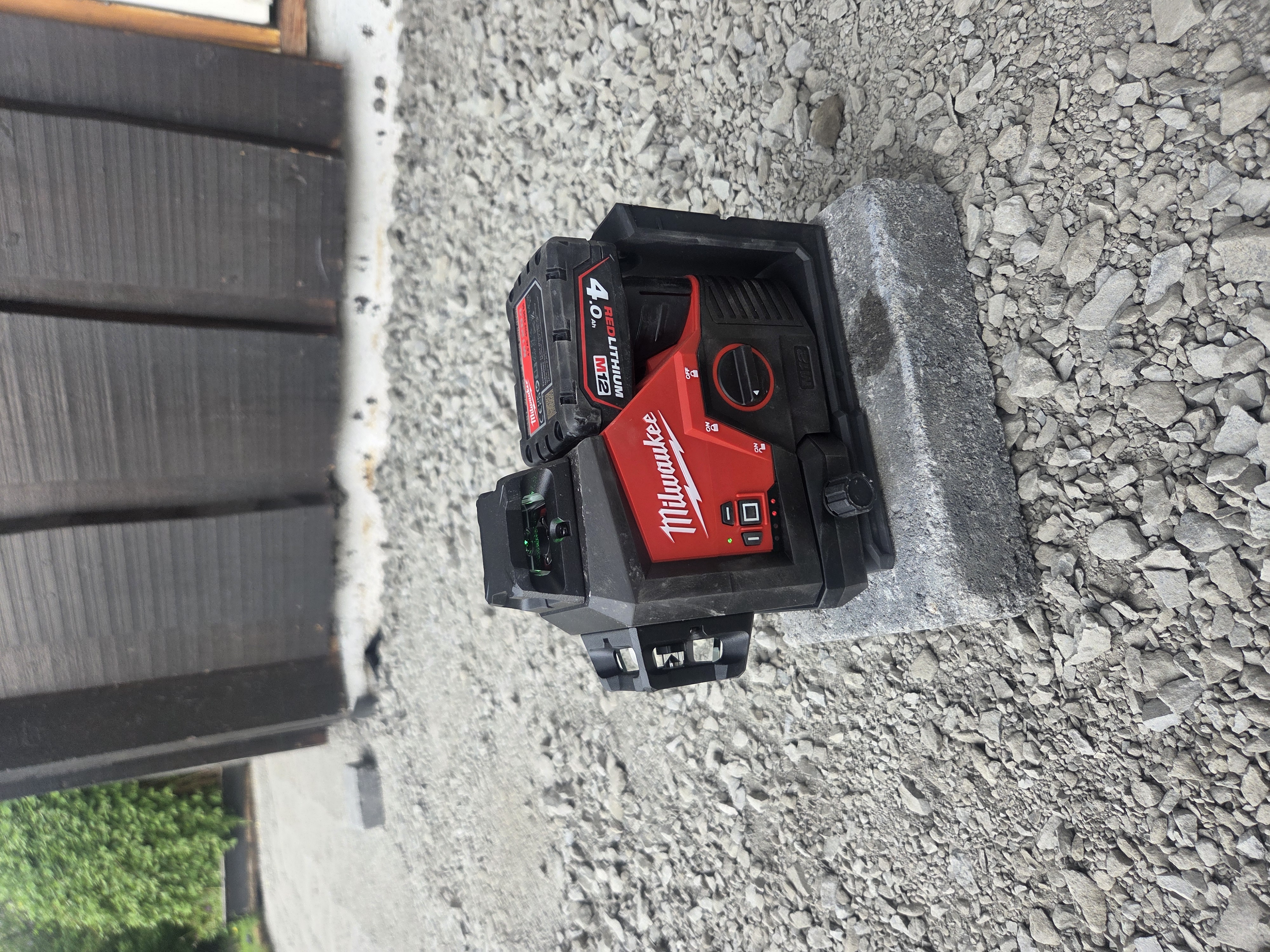 Milwaukee 3pl-401c  360° laser vater