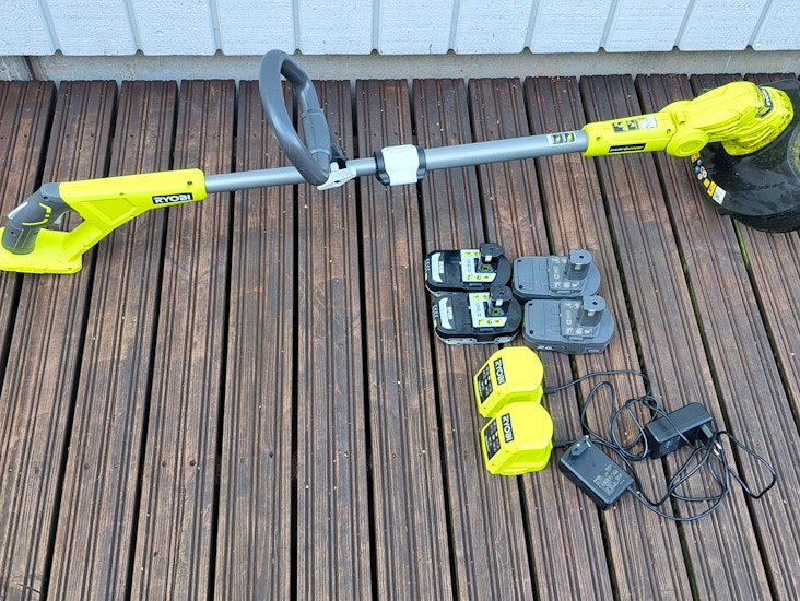Ryobi akkutrimmeri