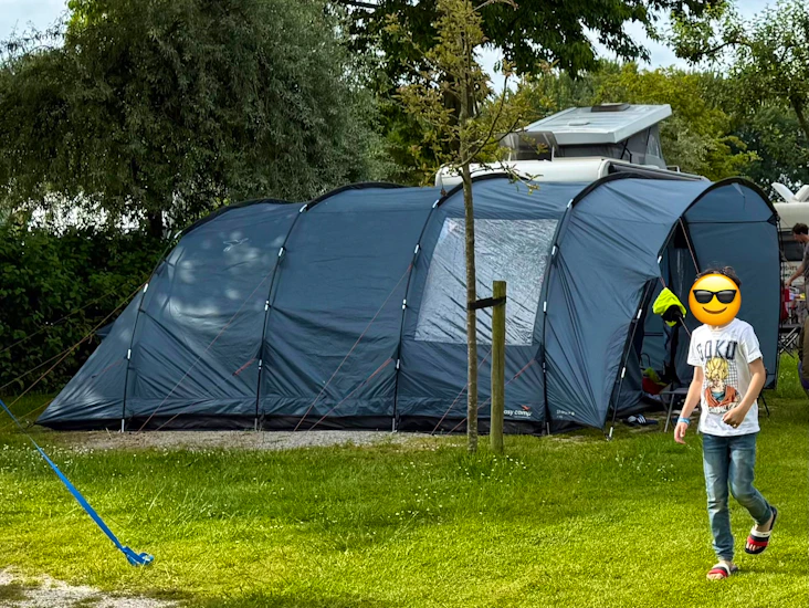 Tält 5-6 personer inklusive utrustning