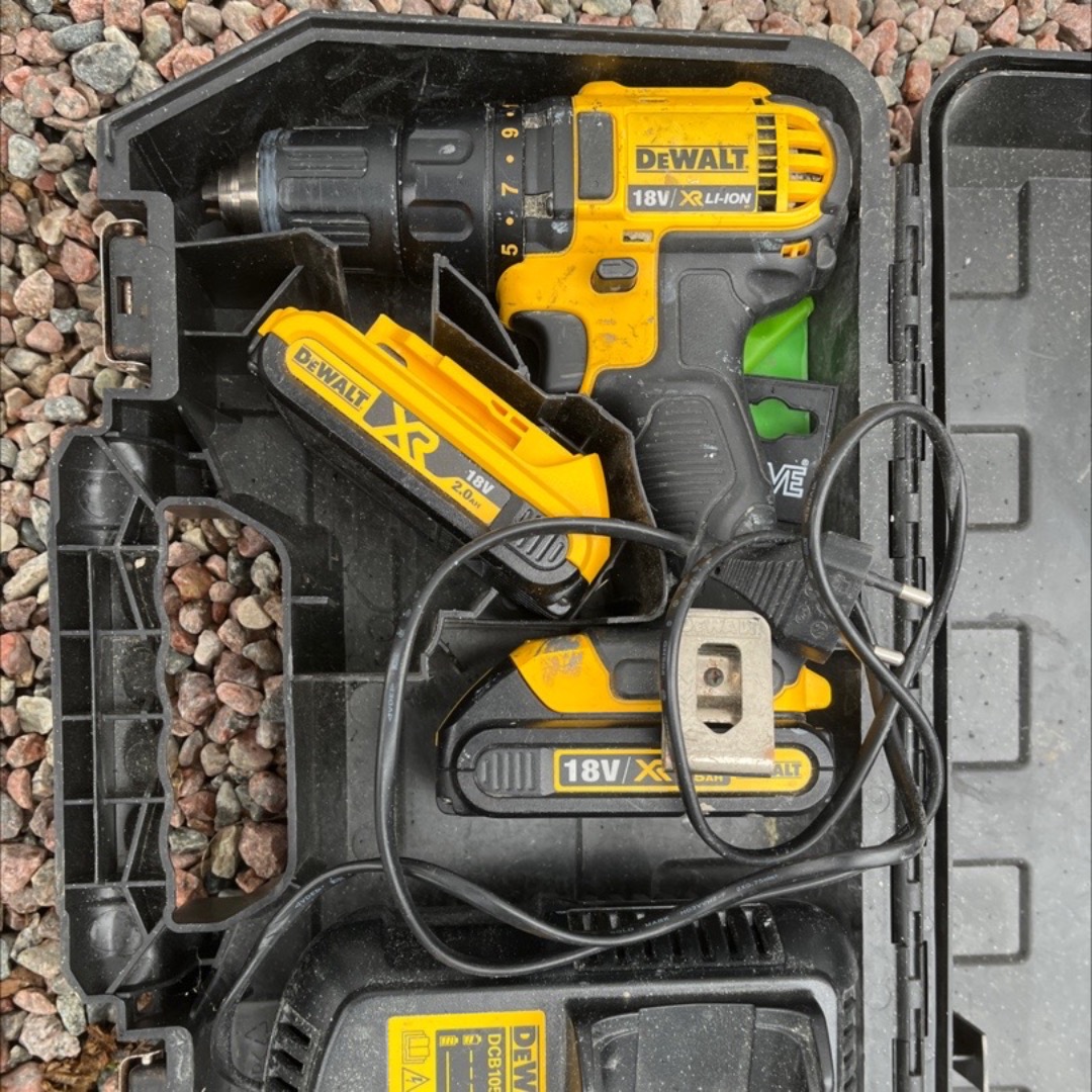 Borrskruvdragare dewalt 18v