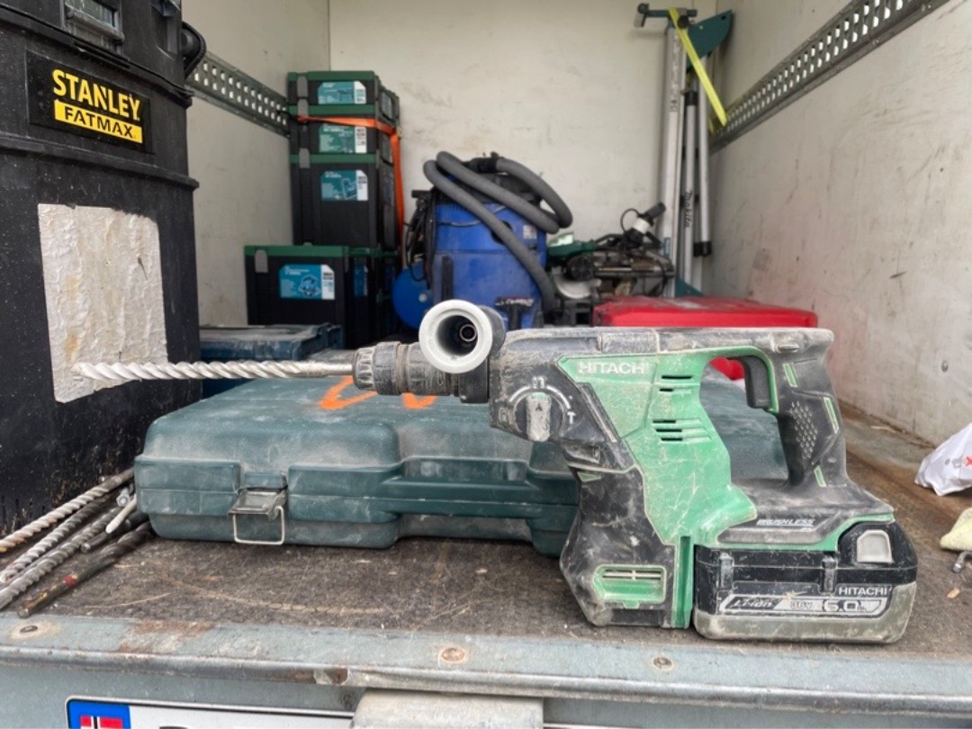 Hitachi borhammer 36v 6.0ah
