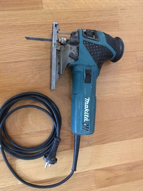 Makita sticksåg