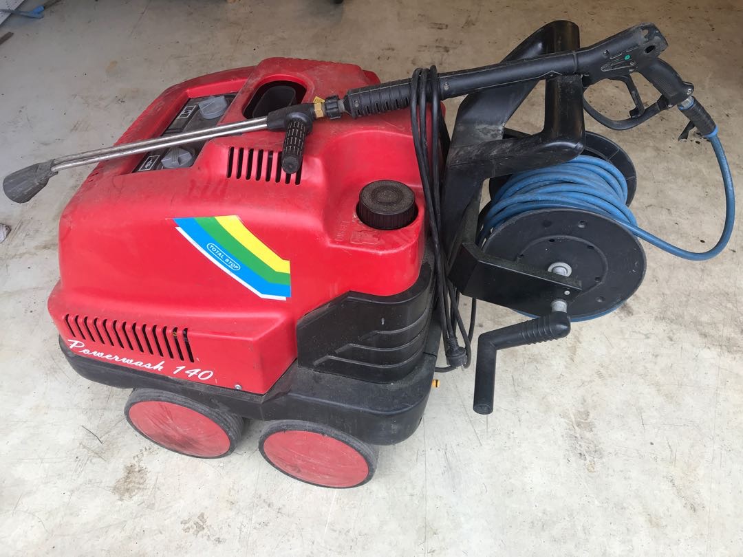 Varmtvannsvasker / steamer foma powerwash 140