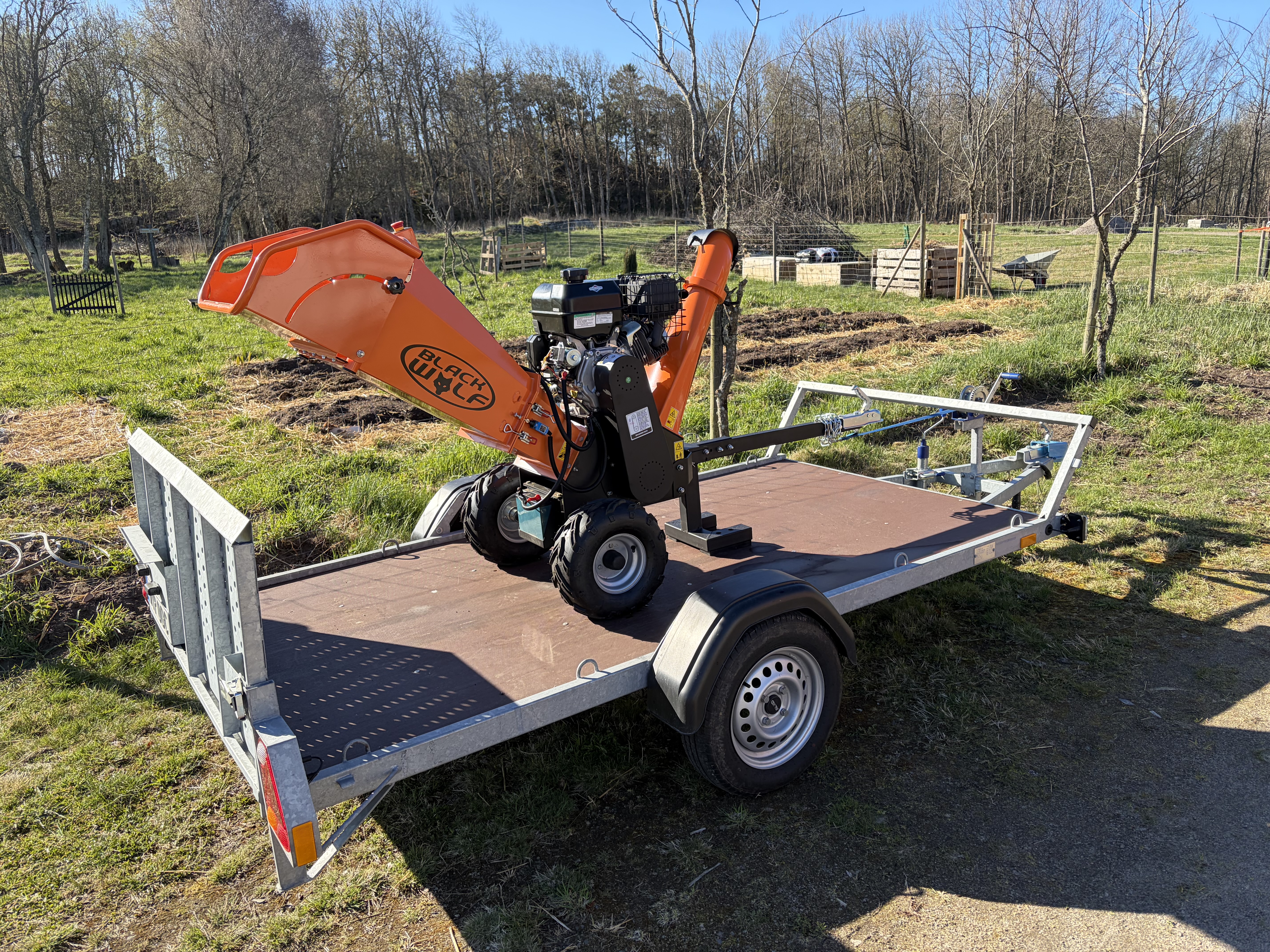 Släpvagn (endast i kombo med flismaskin)