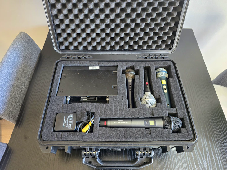 Mikrofonsett 3x kablet (xlr)+ 1 trådløs