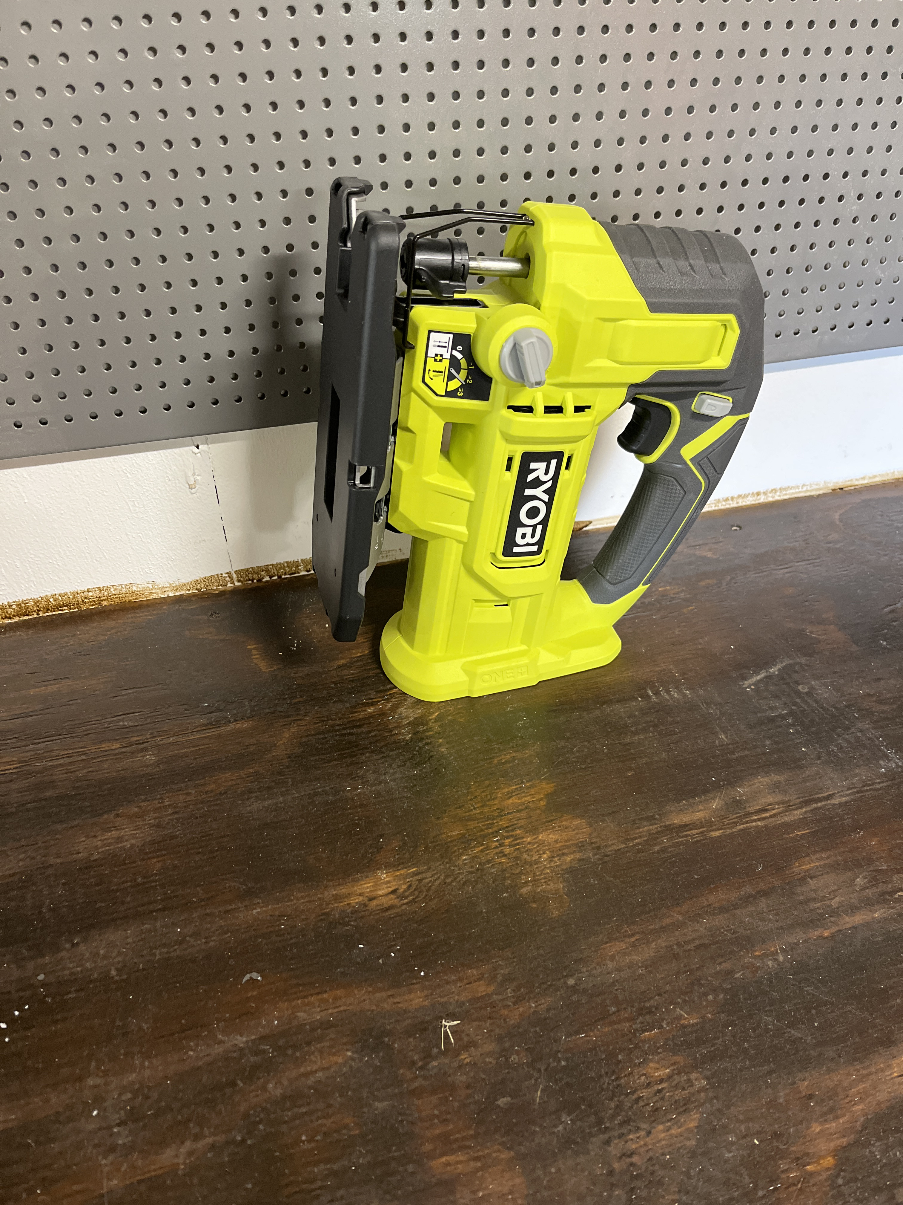 Ryobi stikksag 
