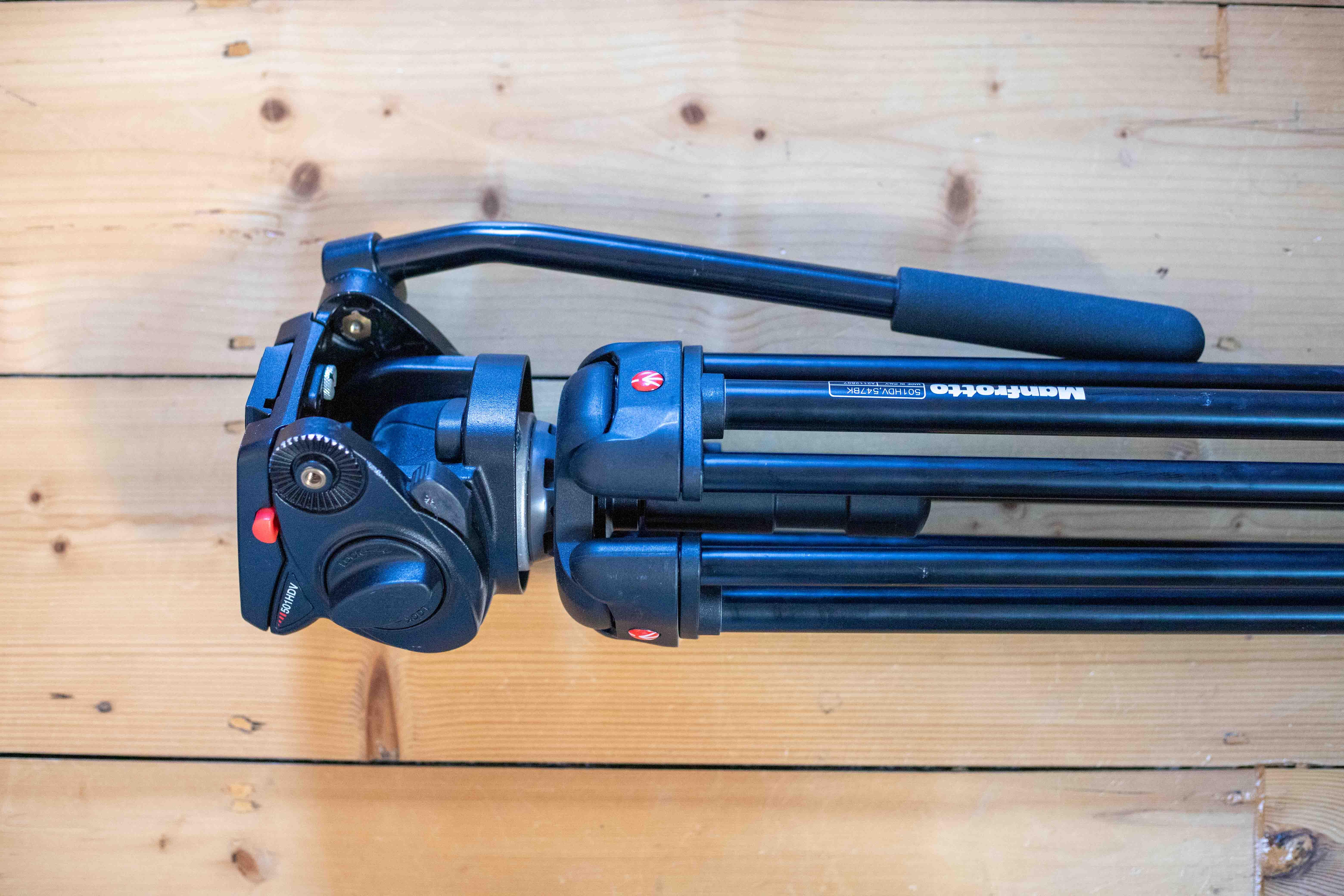 Manfrotto 501hdv fluid head tripod