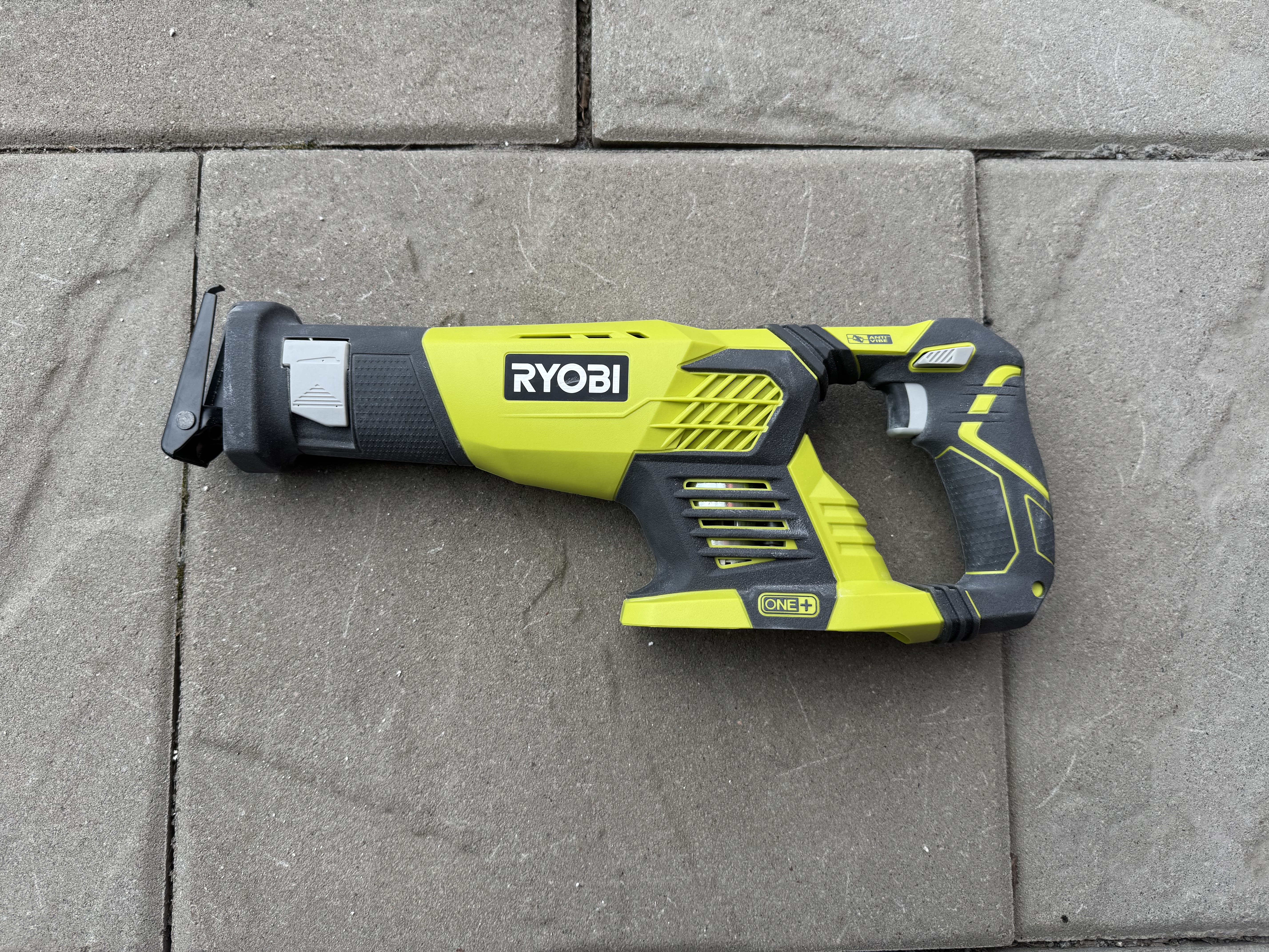 Batteridriven tigersåg 18v ryobi one+ rrs1801