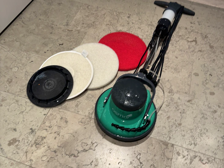 Skurmakin / golvmaskin osmo