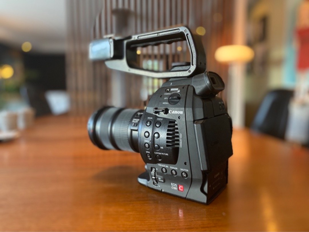 Canon c100 videokamera