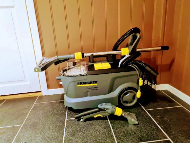 Teppe/ tekstil renser leies ut