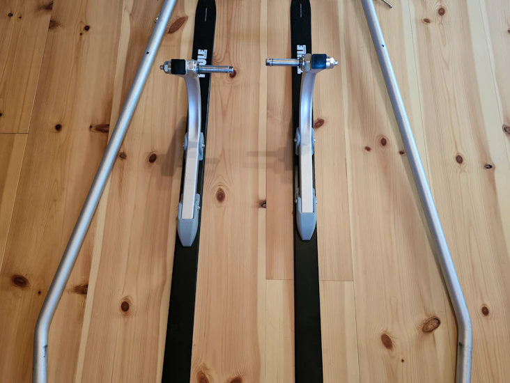 Thule chariot ski kit
