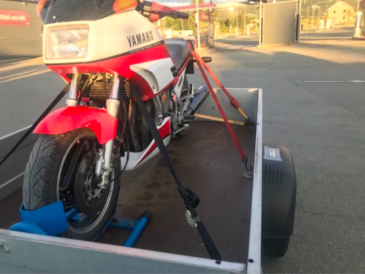 Tilhenger transport av mc firhjuling scooter