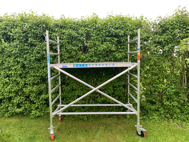 Byggställning arb.höjd 3,5 m. rullställning. hantverksställning.