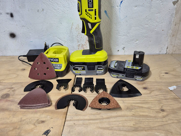 Ryobi one+ r18mt-0 multiverktøy - batteri