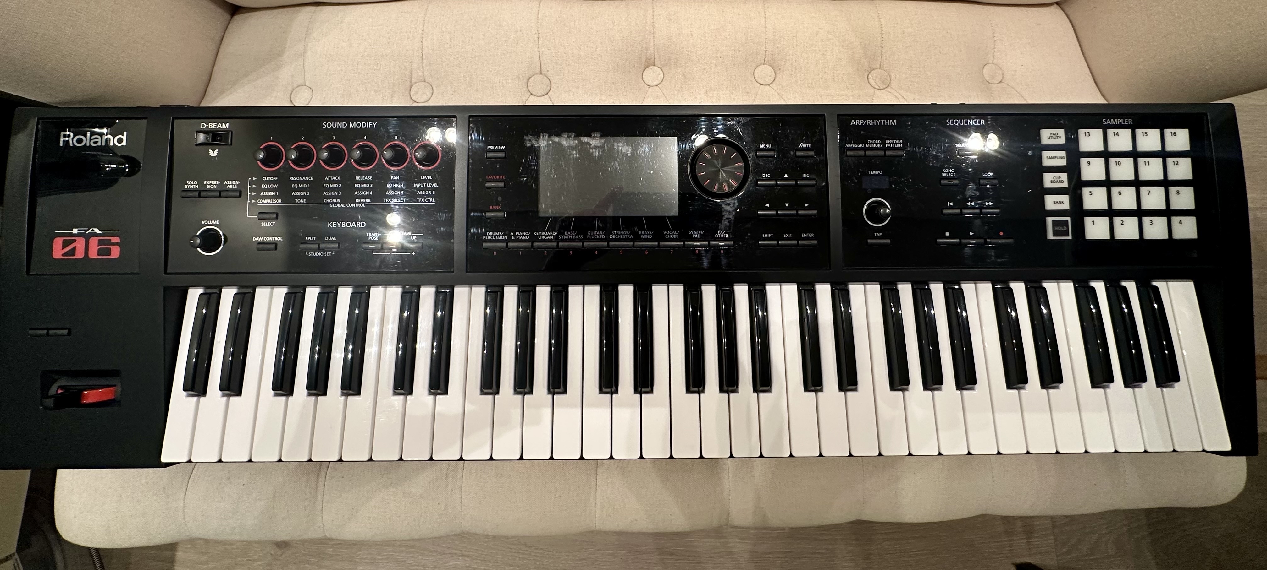 Roland fa-06