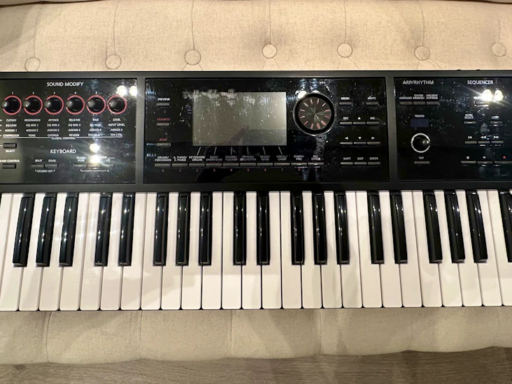 Roland fa-06