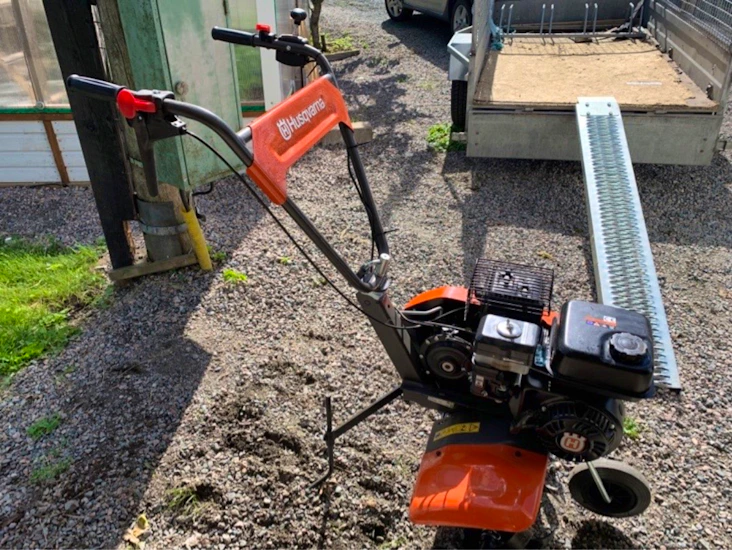 Jordfräs husqvarna tf 335