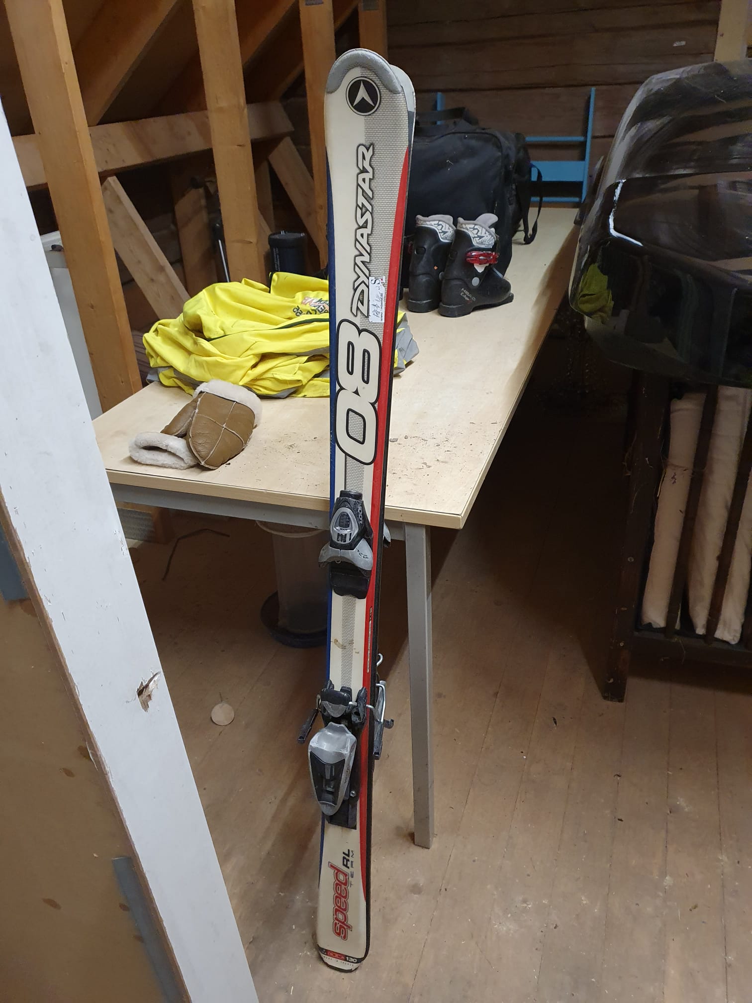 Skidor 130cm