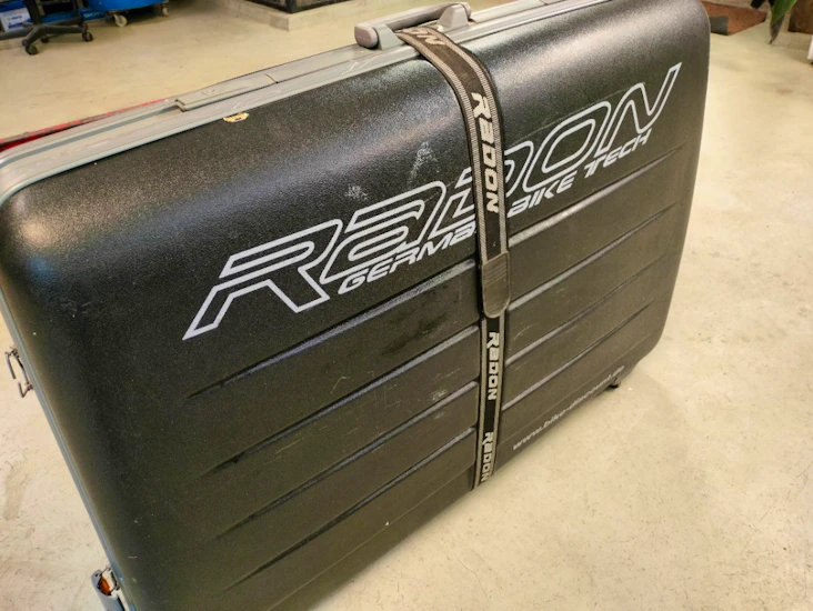 Radon pyöränkuljetuslaukku kova