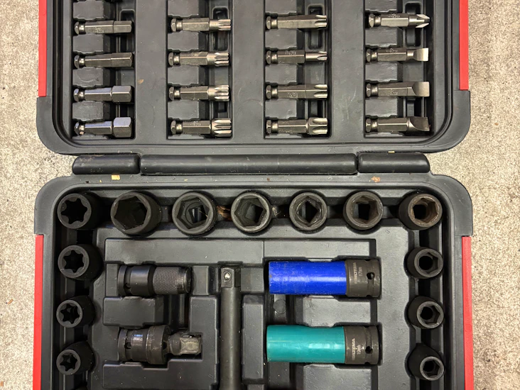 Hylssats med kraft och special hylsor