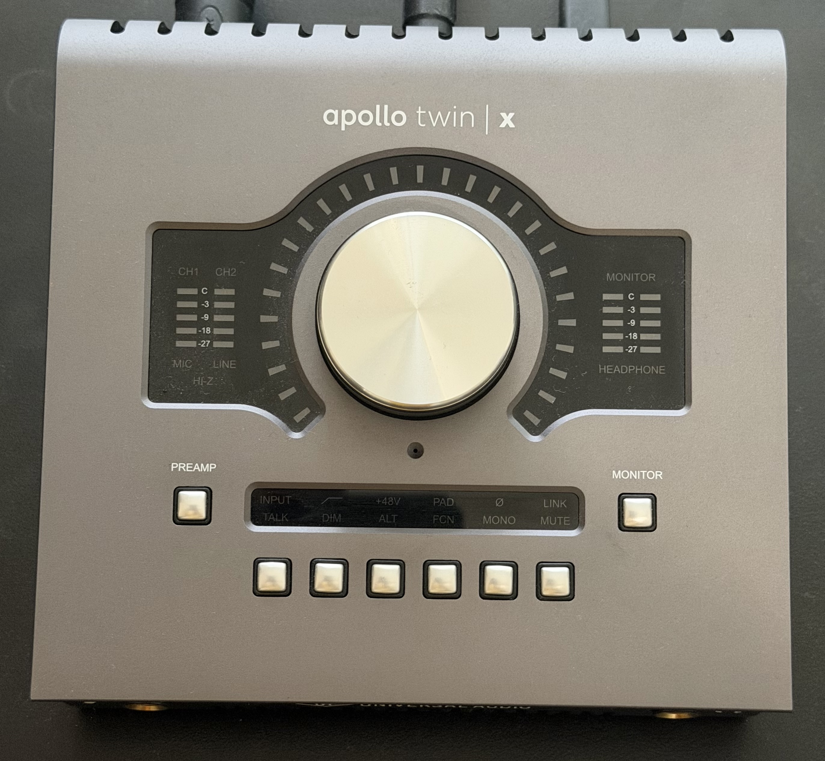 Universal audio apollo twin x quad gen 2 essentials+ 10 x 6 thunderbolt audio interface with uad dsp