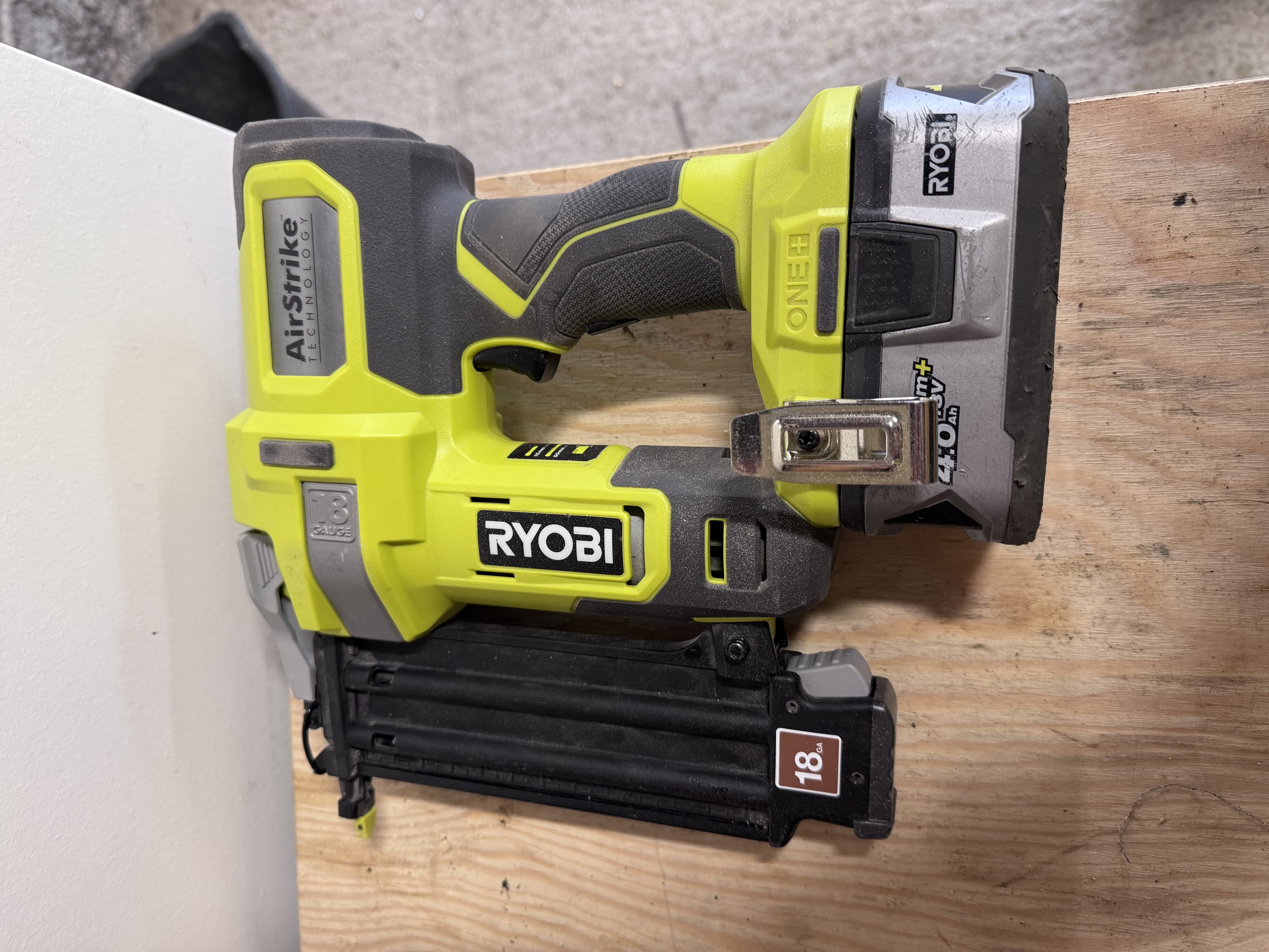 Ryobi dykkertpistol