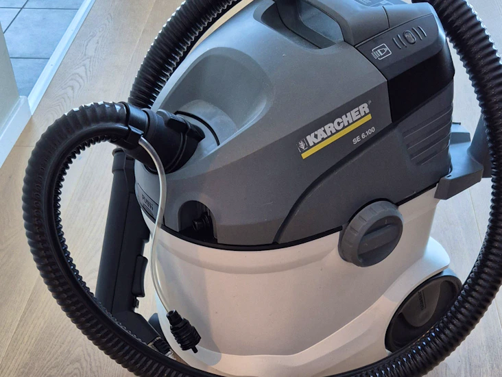 Våtdammsugare, textilvårdsmaskin kärcher - se 6.100