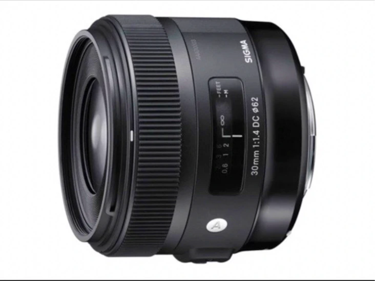 Sigma art f1.4 30mm nikon
