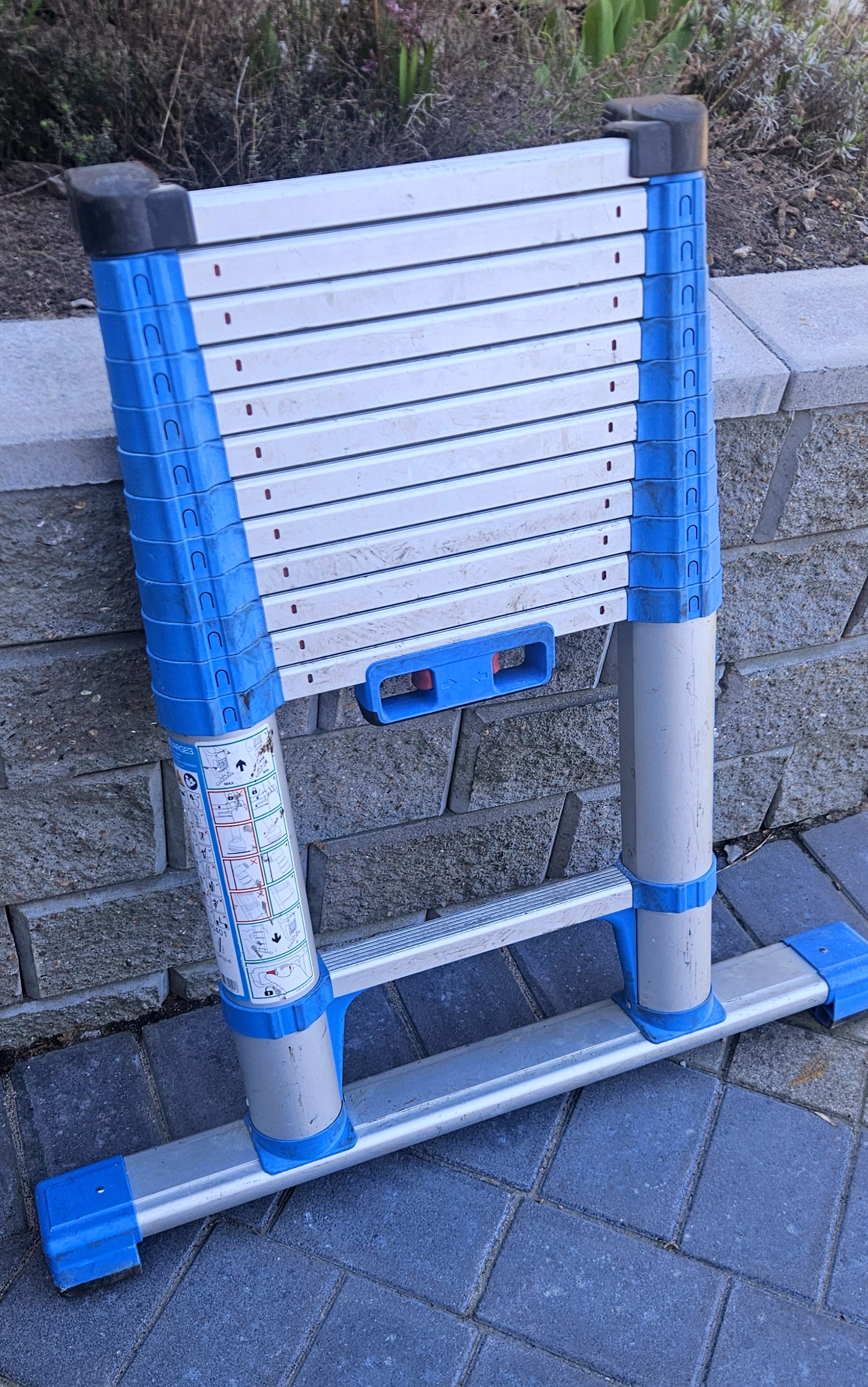 Teleskopstege zarges
compactstep l
l: 3,8 m