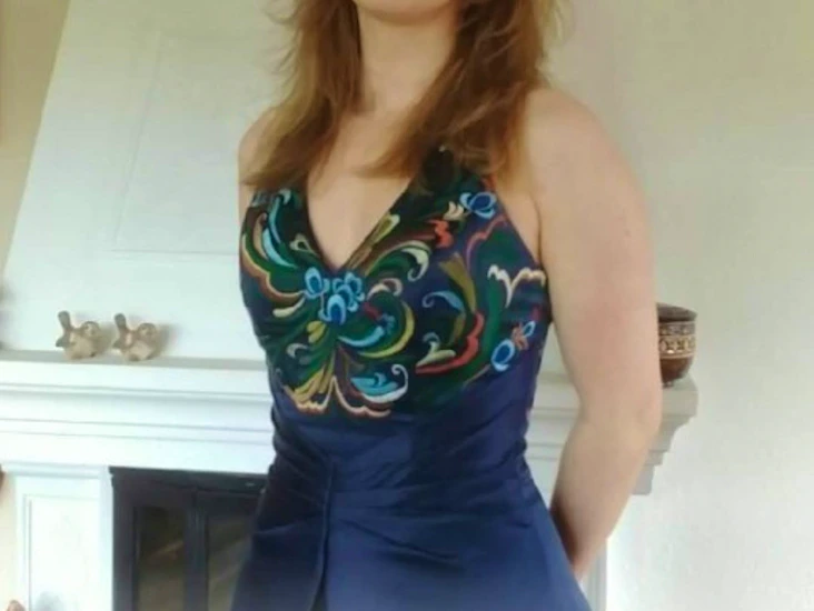 Galla/brudekjole med "brokade" mønster