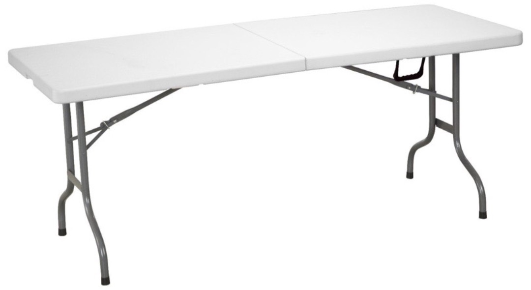 Bord och stolar till 60 pers