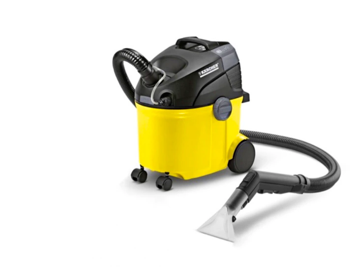 Matt- & textiltvätt kärcher inkl tvättmedel.