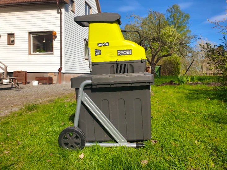 Ryobi kompostkvarn 3000w