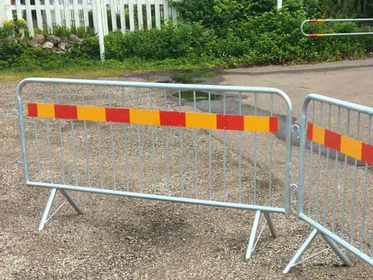 Kravallstängsel / staket (v-fot)