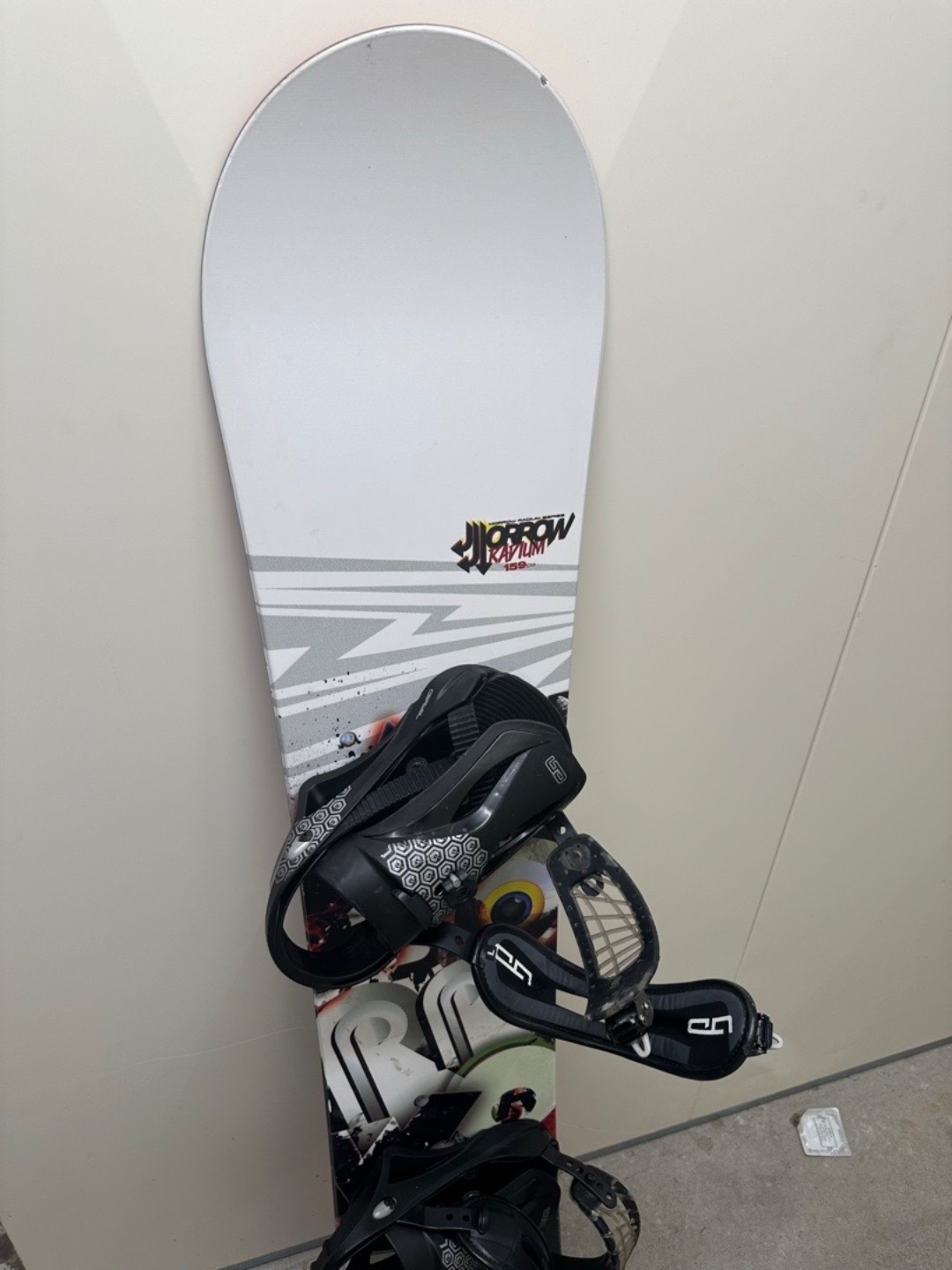Snowboard og sko 