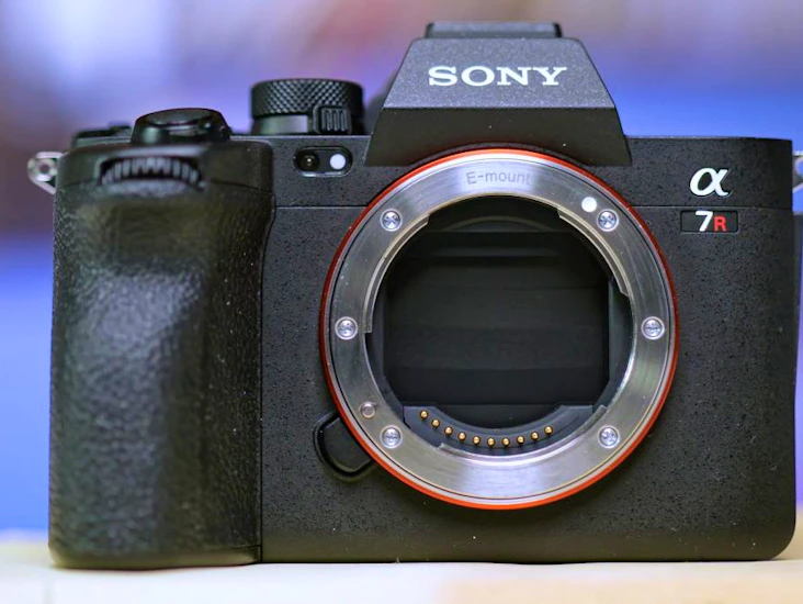 Sony a7r v - med 4 batterier