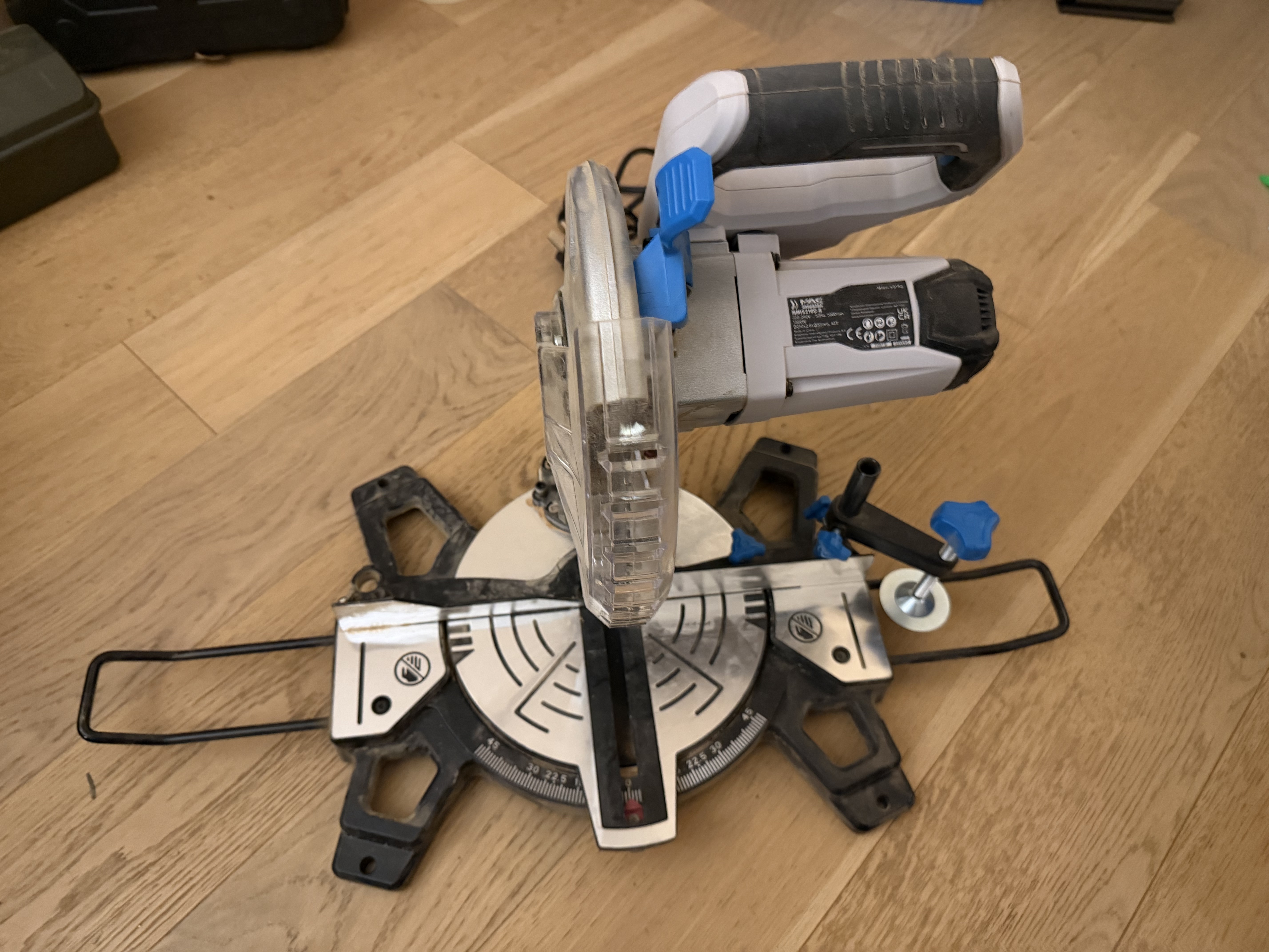 Mac allister compound mitre saw – 1500w 210mm | crosscuts, angles & bevels