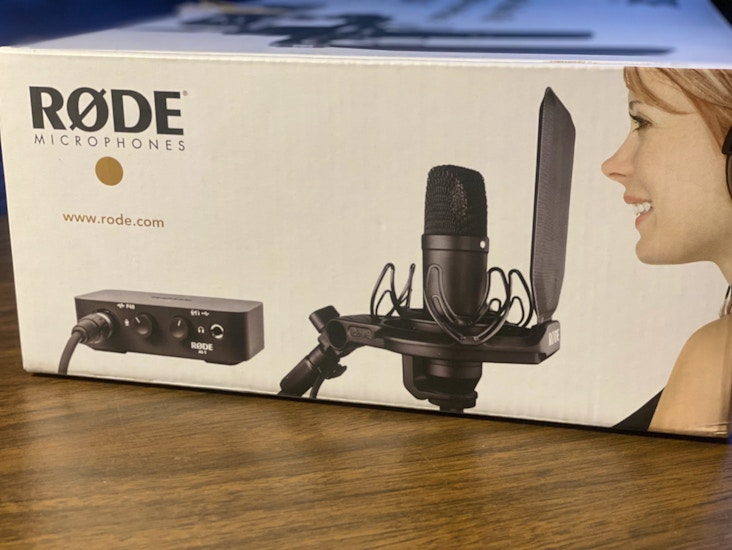 Rode complete studio kit with audio interface