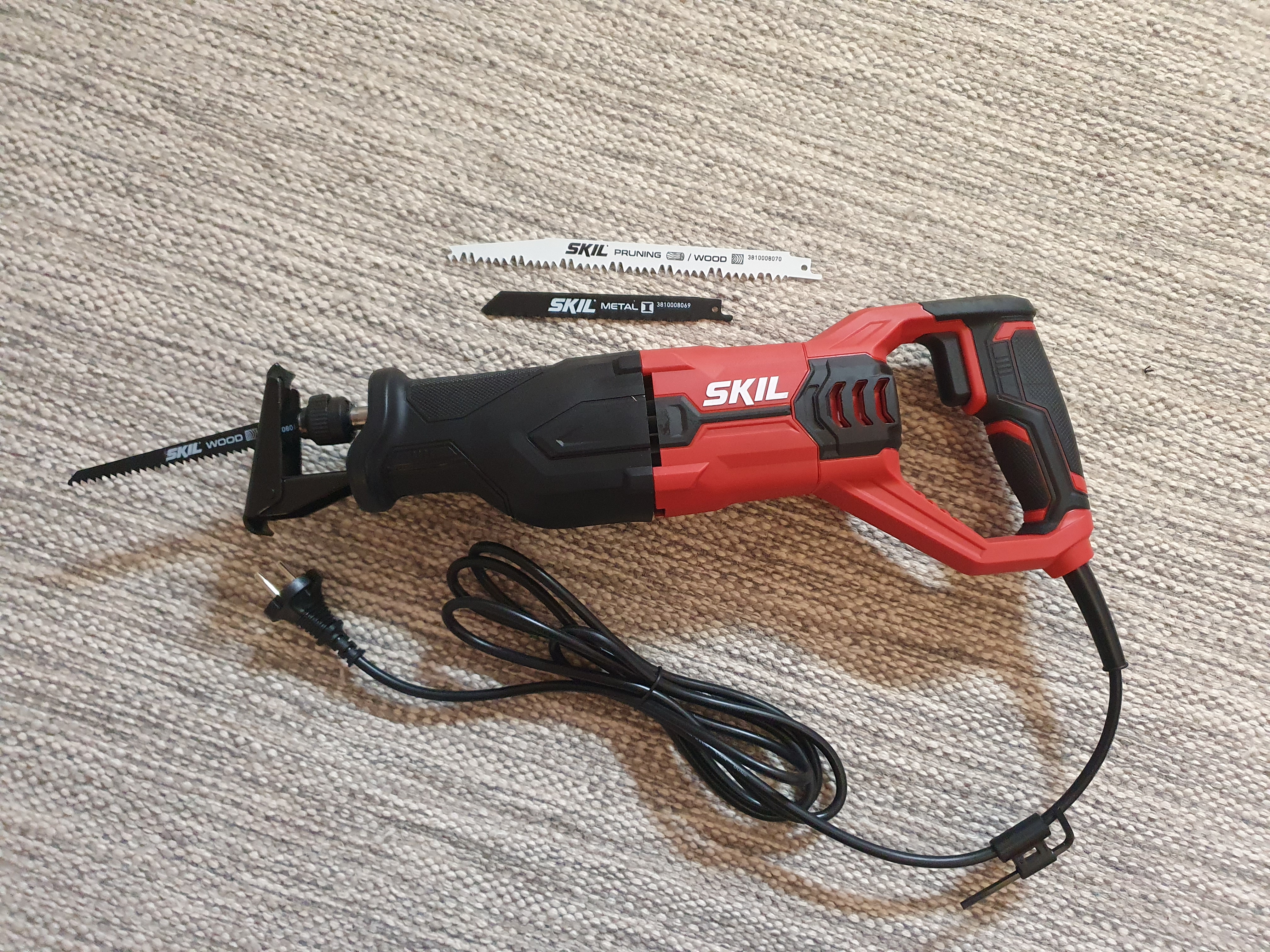 Tigersåg med flera blad 