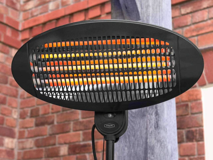2000w rounded standing outdoor patio heater with 3 energy efficient heat settings