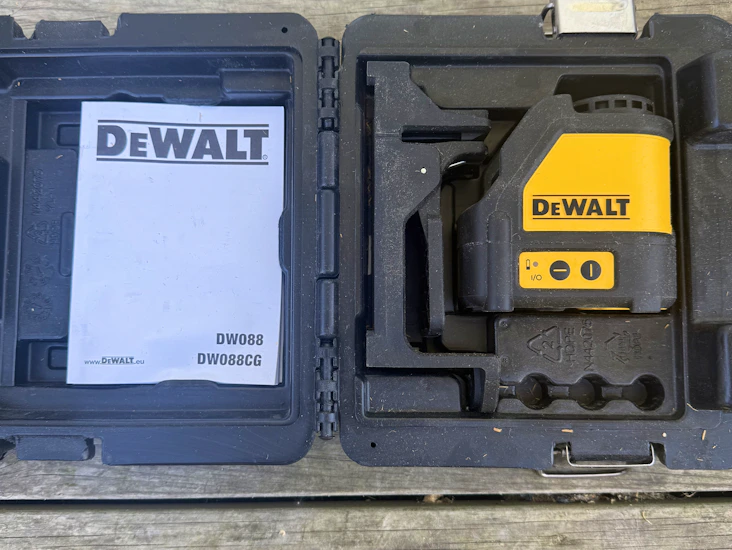 Dewalt krysslaser