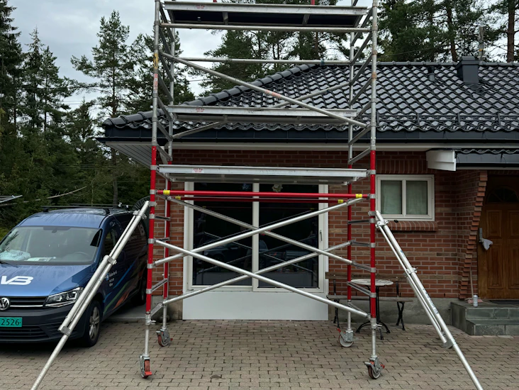 9 meter arbieds høyde / rullestillas