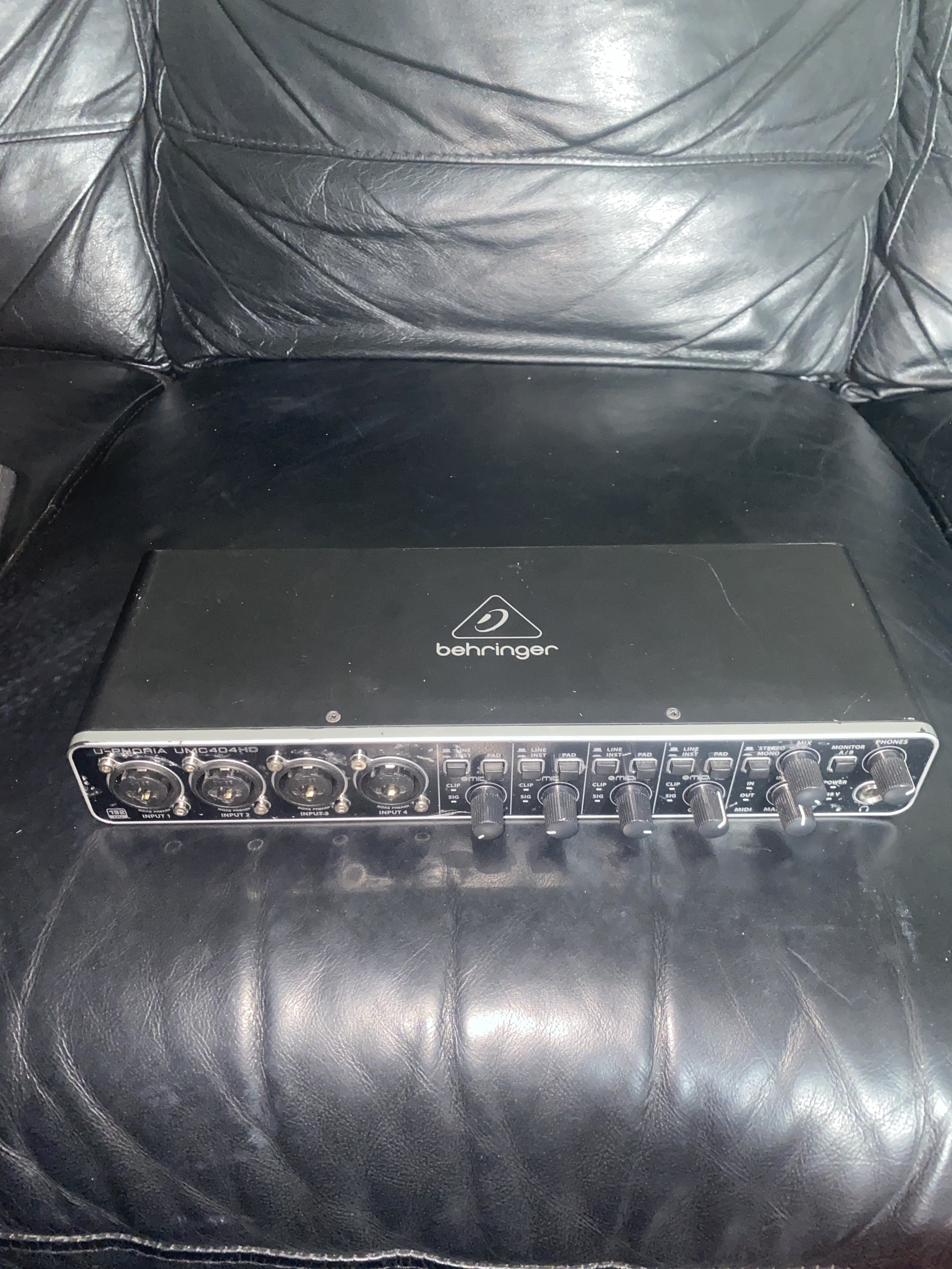Behringher audio interface 