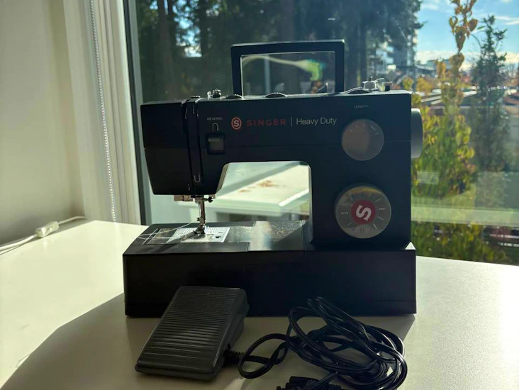 Singer® heavy duty 4432 sewing machine